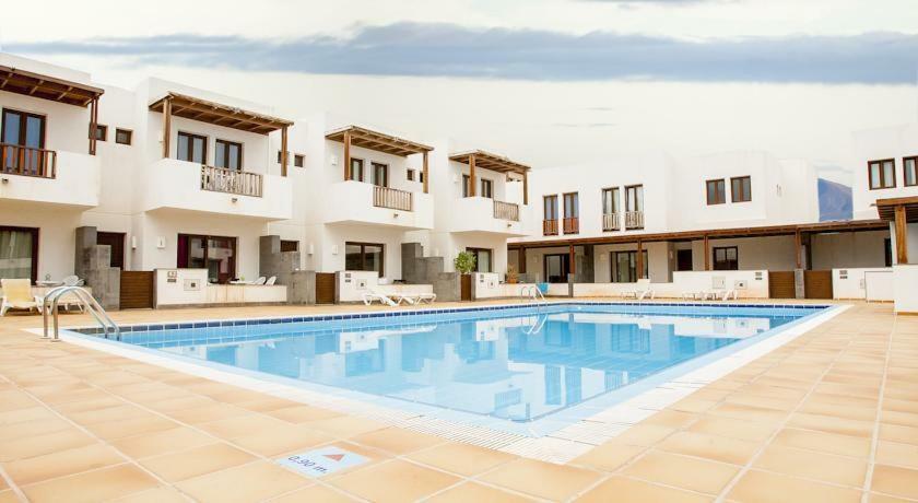 Comfy Duplex In Puerto Calero Διαμέρισμα Εξωτερικό φωτογραφία